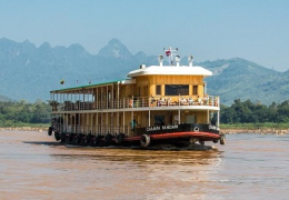 Cruise The Laos Mekong &amp; Thai Beach